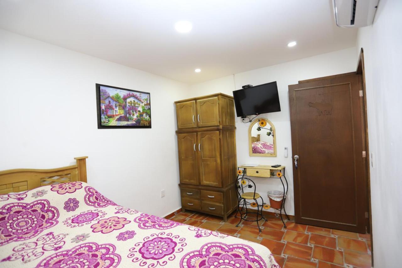 Hotel Boutique Casa Elefante Guadalajara Eksteriør billede